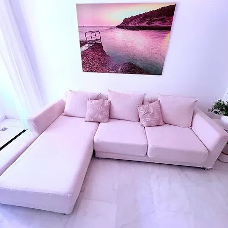 Caleta X2 * Адехе